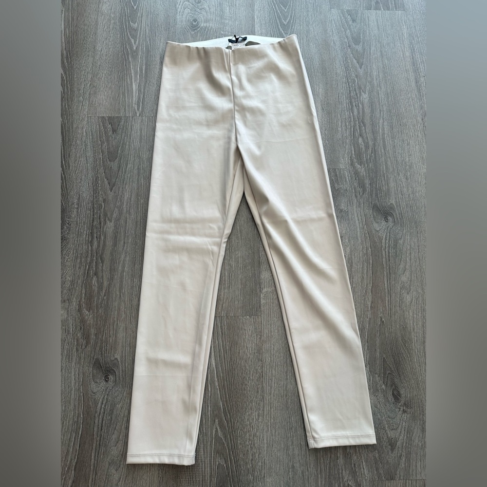 Women's Cream Leggings